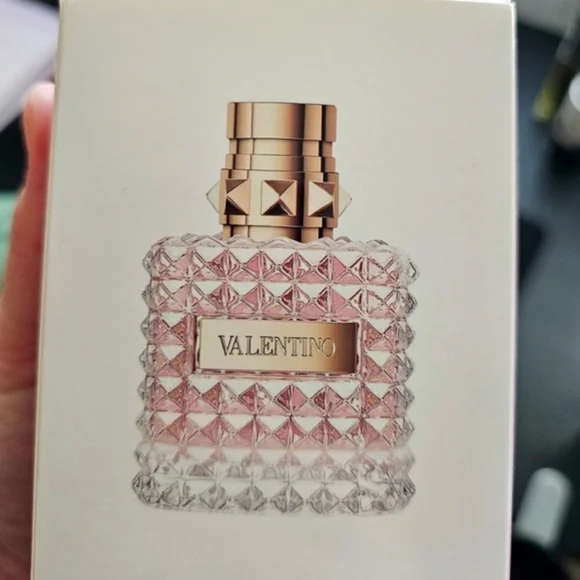 Valentino Blush Pink Fragrance Box - Picture 1 of 3